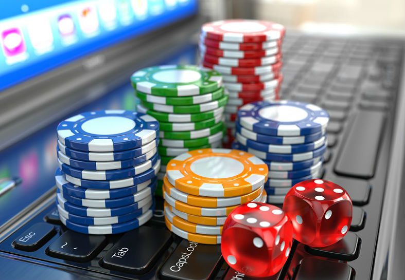 online casino dice and chips